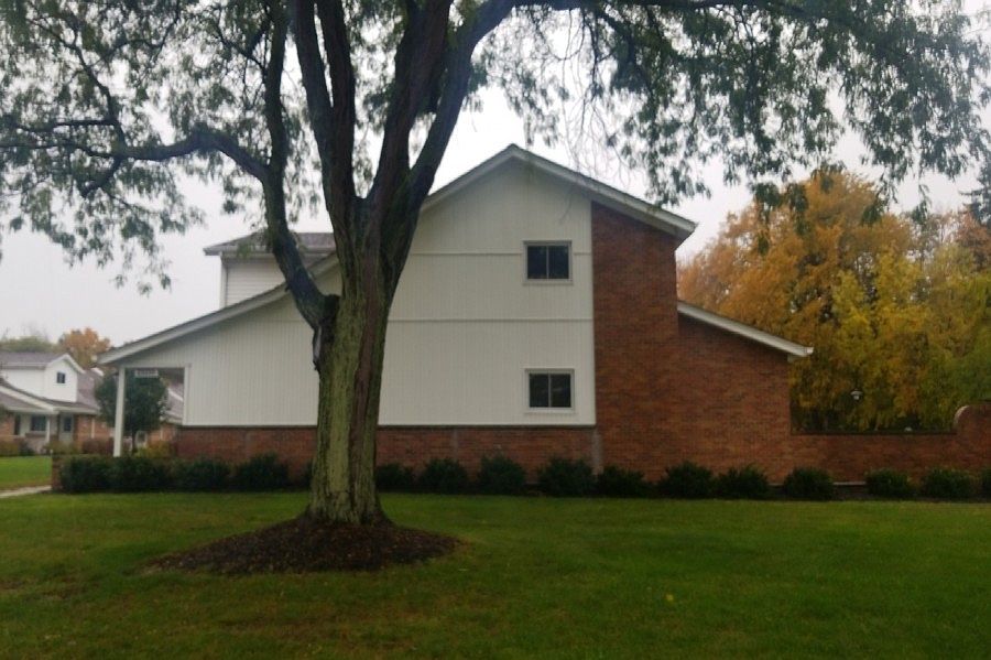 1st image of 25555 Country Club Blvd Unit 1