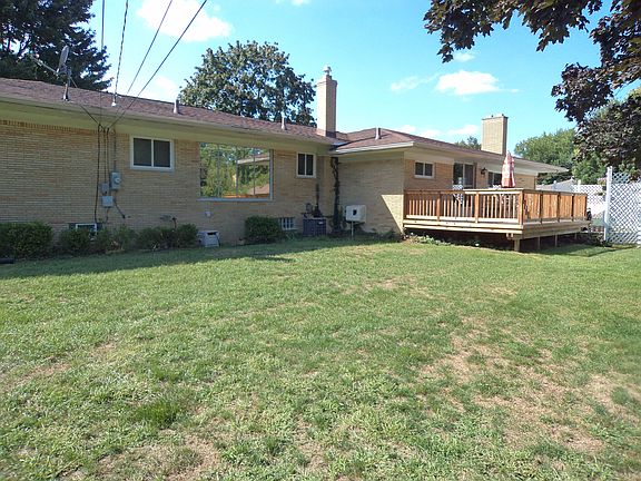2nd image of 53634 Sophia St