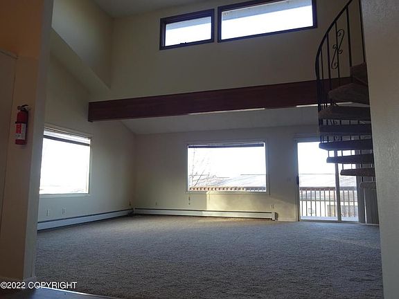 3rd image of 116 Idaho St APT 4