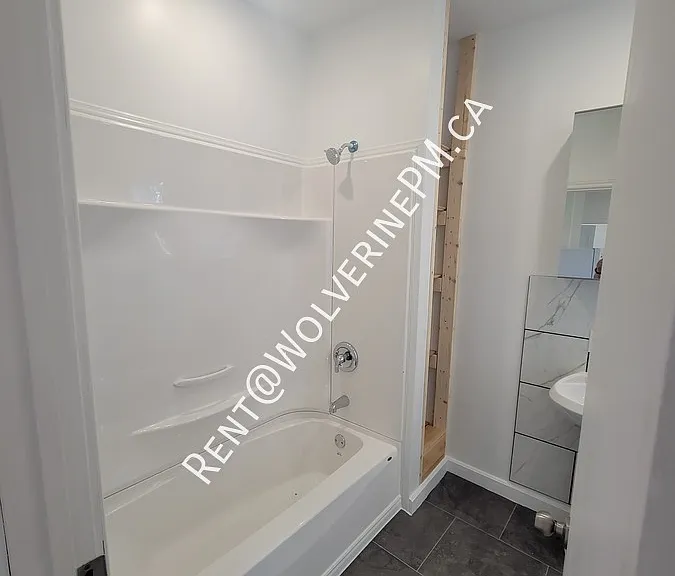 2077 S Main St #2 — Photo 8