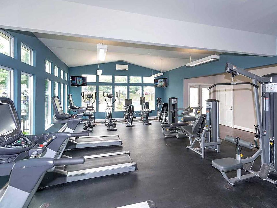 2nd image of 15022 Sunny Ridge Ct APT 204
