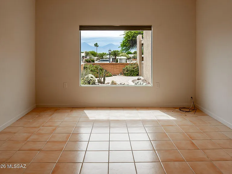 724 W Rio San Pedro — Photo 4