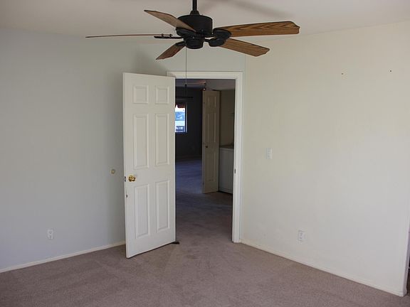 5th image of 74036 Pinon Dr APT B