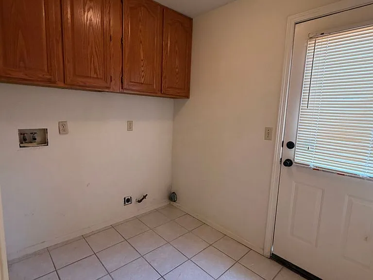 6416 Silver Hawk Way — Photo 5