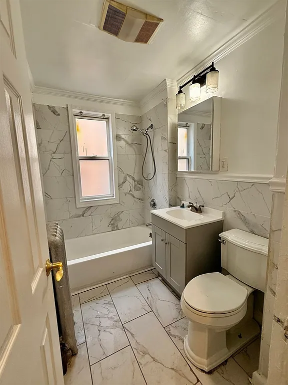 Building Photo - 15 Dunlap St #1