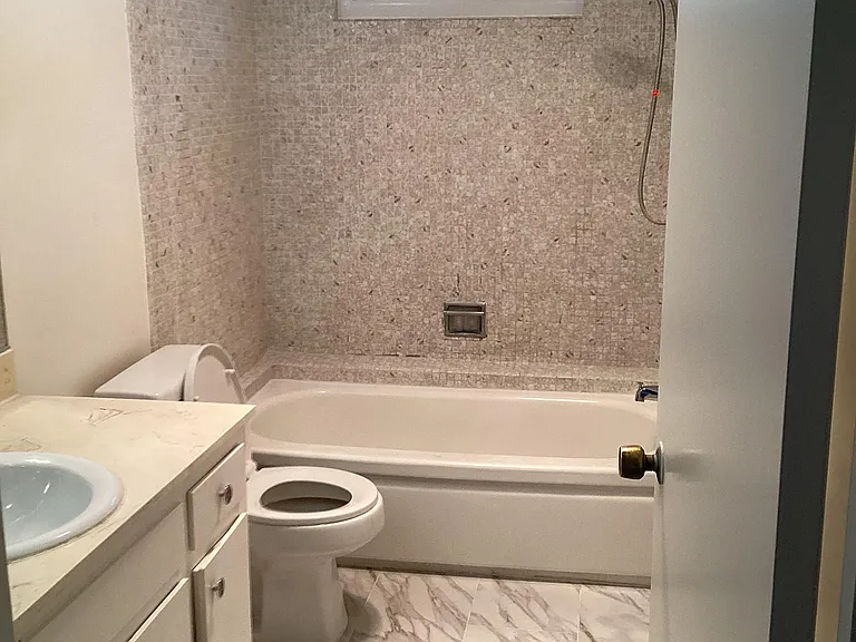 3236 Fairesta St #4 — Photo 6