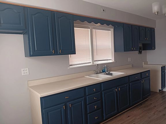 5th image of 5707 S Meade Ave #1