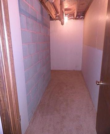 3rd image of 651 Coachway Ln