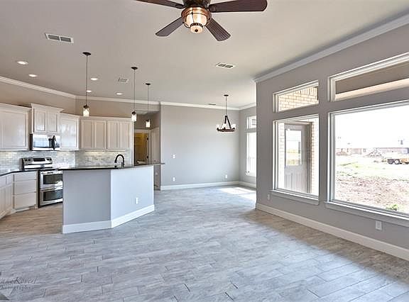 5th image of 317 Mill Creek Dr
