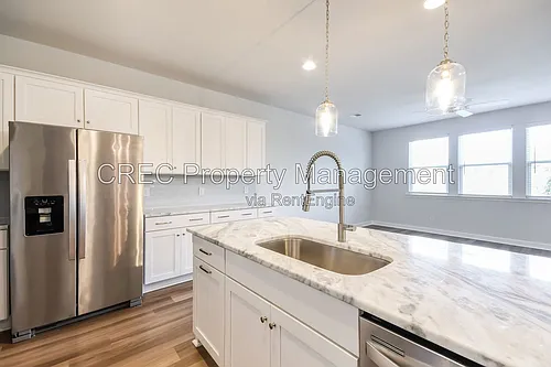 603 McLernon Trce Photo 1