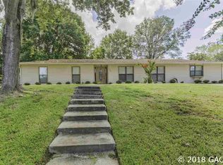 527 NW 97th Ter, Gainesville, FL 32607