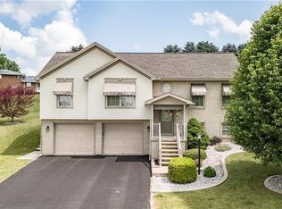 260 Rosenberry Ct, Mount Pleasant, PA 15666