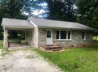 313 Orrs Camp Rd, Hendersonville, NC 28792