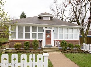 105 E 4th St, Lockport, IL 60441