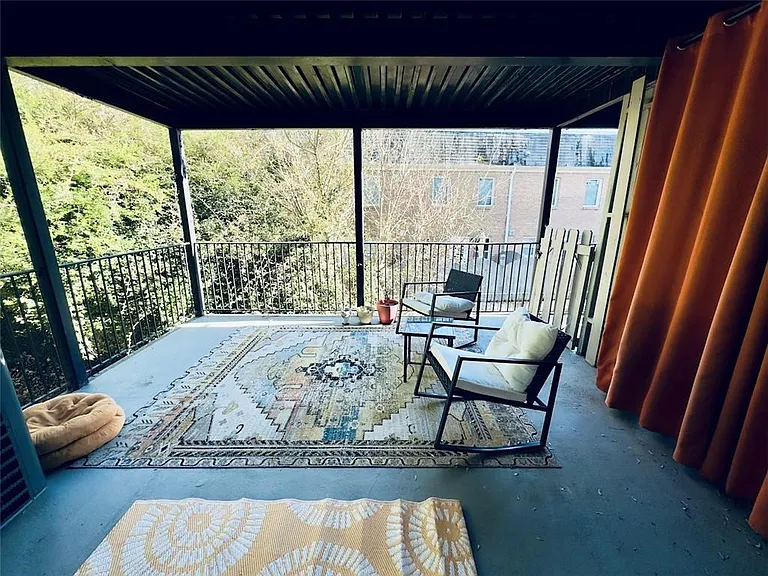 275 Winding River Dr #C — Photo 18