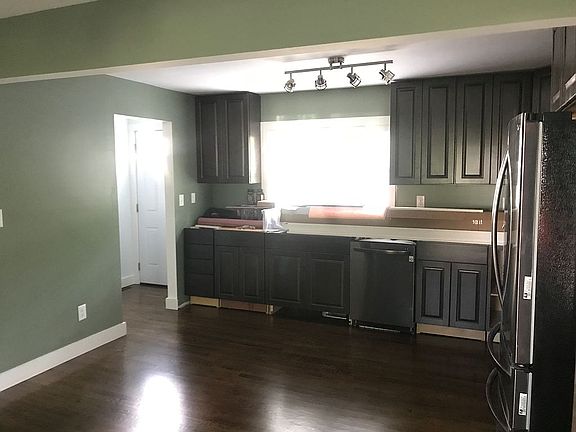 5th image of 4004 Tennessee Ave NW