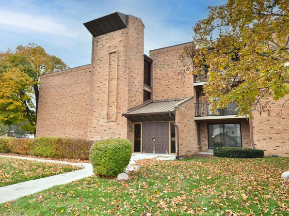 8735 North 72nd STREET #201, Milwaukee, WI 53223