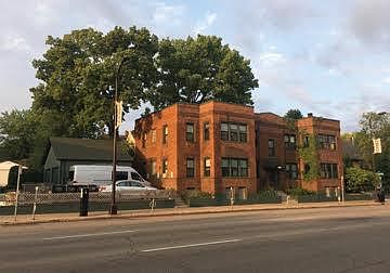 1st image of 1623 W Lake St APT B1