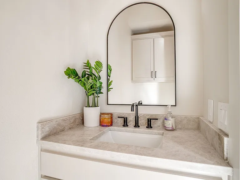 2824 Weisenberger St #102 — Photo 30