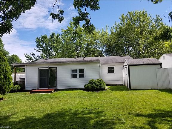 2nd image of 814 Case Ave
