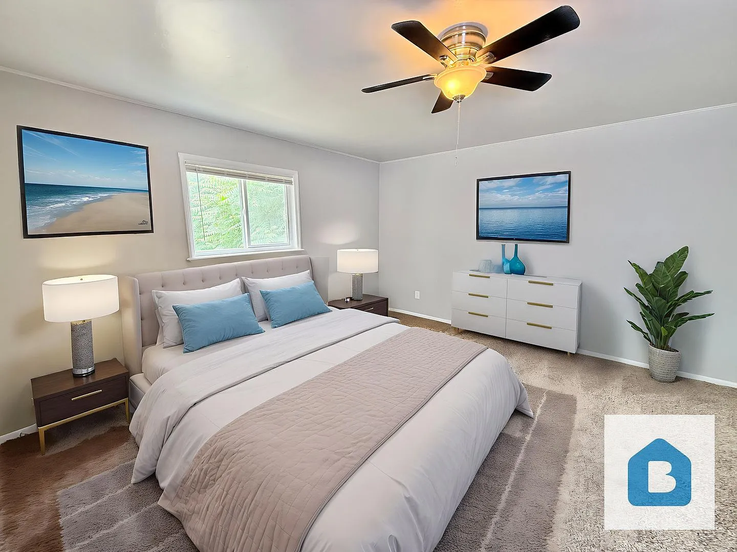Charming 3-Bedroom Home with Spacious Backyard and Ample Storage! — Photo 4