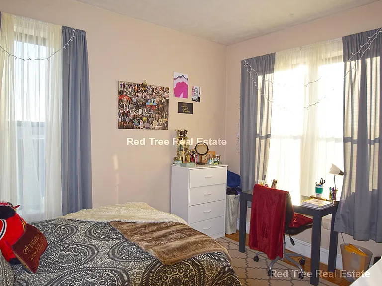 17 Highgate St #9 — Photo 8