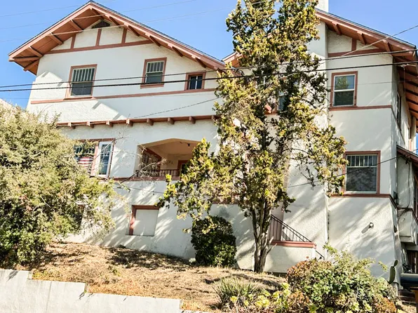5975 Keith Ave APT 1, Oakland, CA 94618