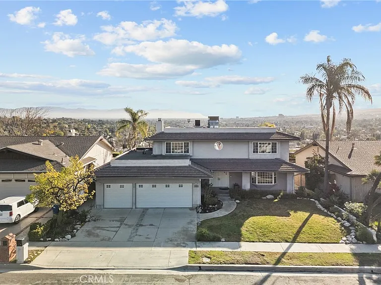 6758 Julie Ln — Photo 3