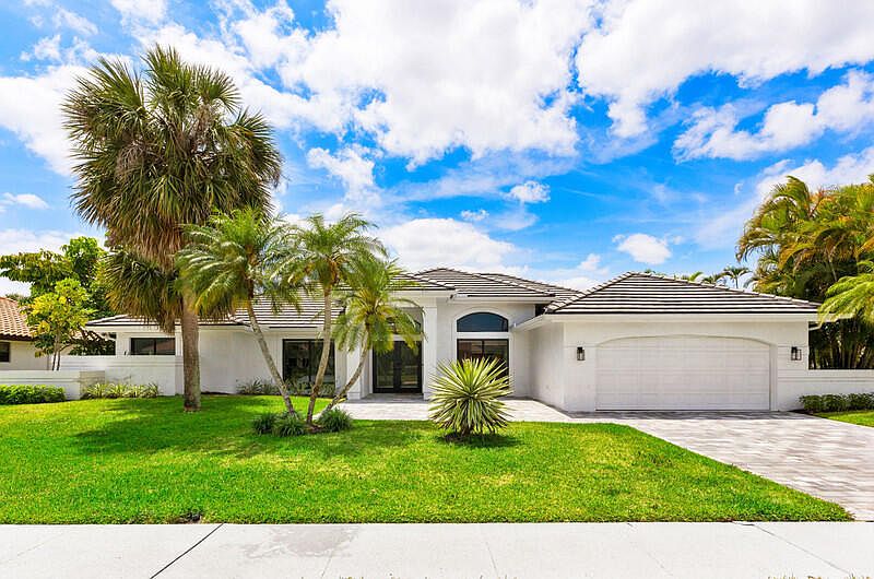 11020 Boca Woods Lane