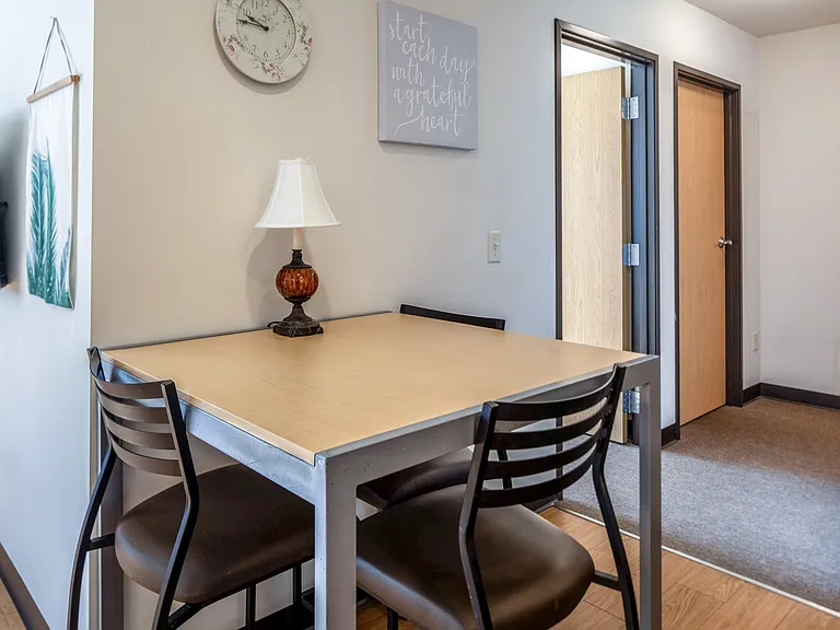 325 Campus Dr #104 — Photo 9