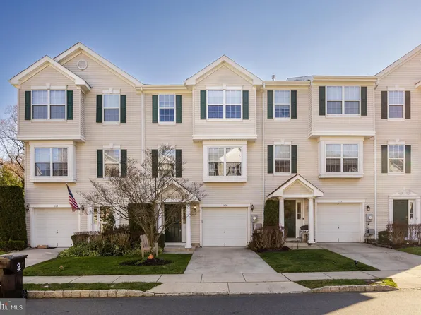 145 Castleton Rd, Riverside, NJ 08075