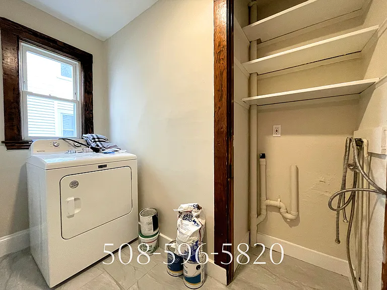 547 Hyde Park Ave #1 — Photo 3