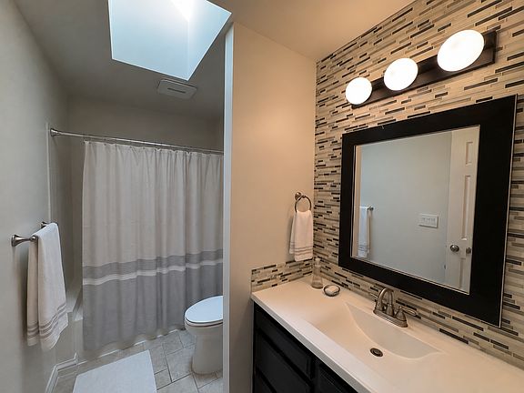 4th image of 2421 NW Rita Way