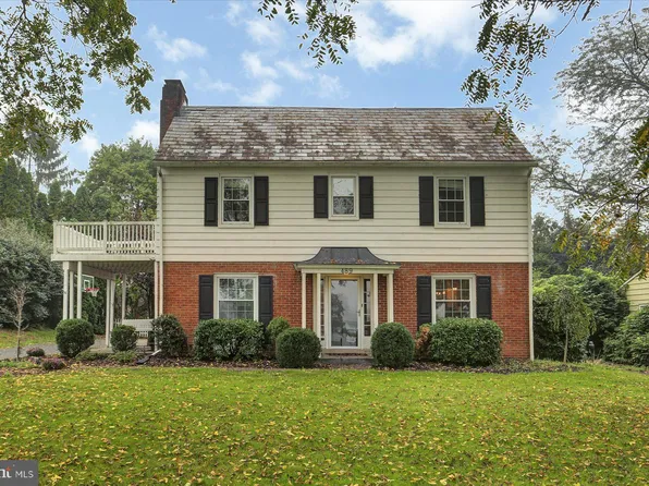 489 Country Club Rd, Camp Hill, PA 17011