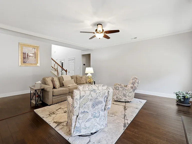34 Brittany Way — Photo 15