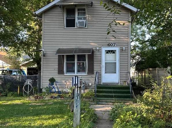 607 Richmond St, Joliet, IL 60435