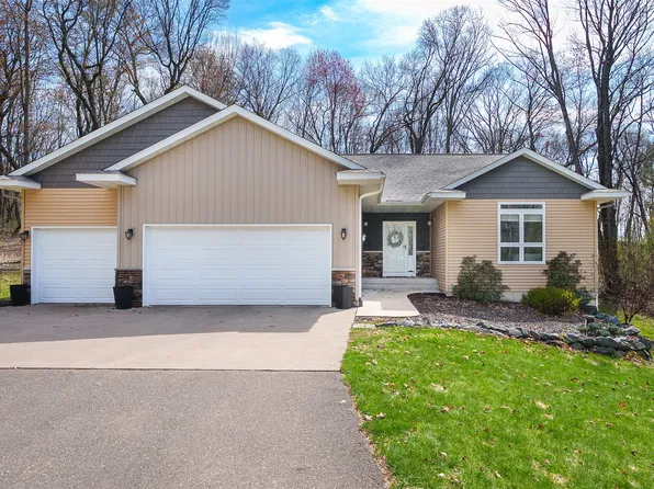 129 Grey Friar Lane, Eau Claire, WI 54701