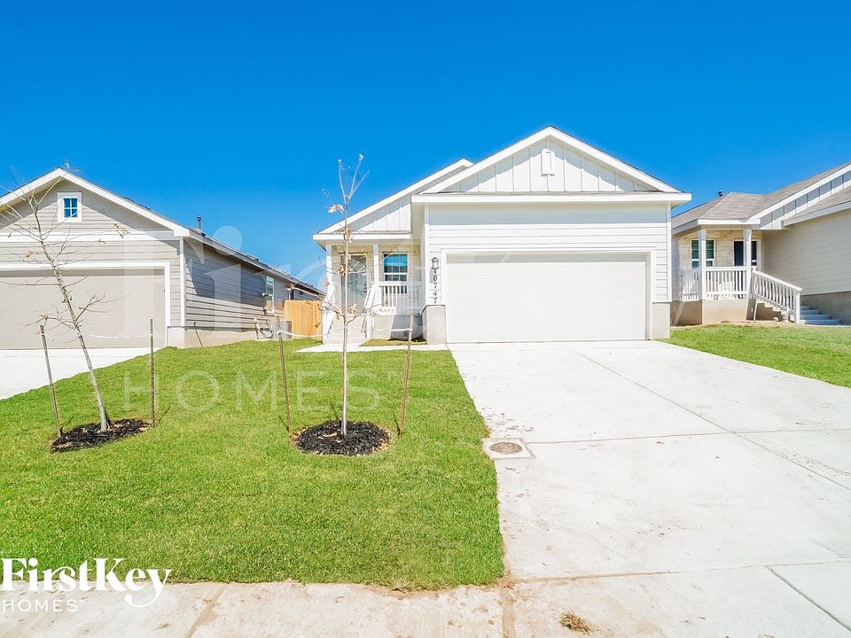 1st image of 10747 Prusiner Dr