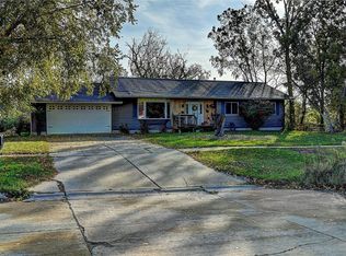 808 Green Valley Ter SE, Cedar Rapids, IA 52403
