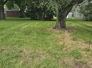 Xx Washington, Hartsville, IN 47244