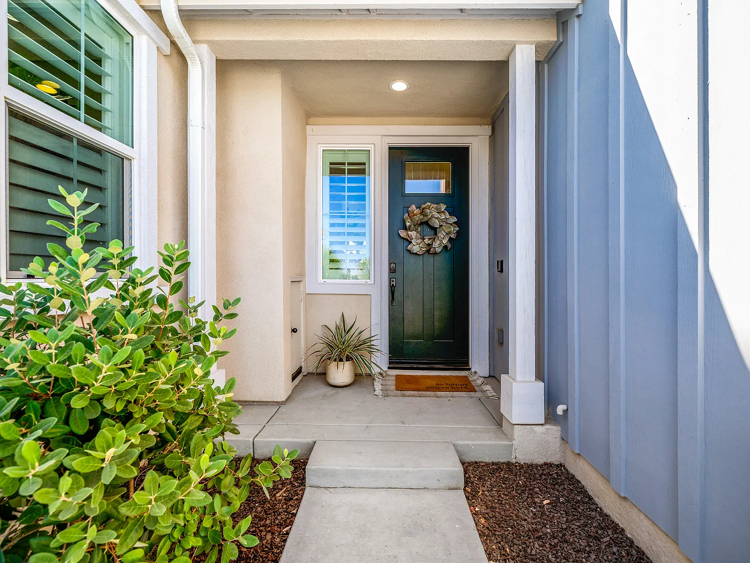 5 bed, 4.5 bath, 3378 sqft, $6,500 — Photo 3