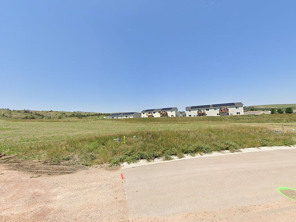 1st image of 864 Petros Dr