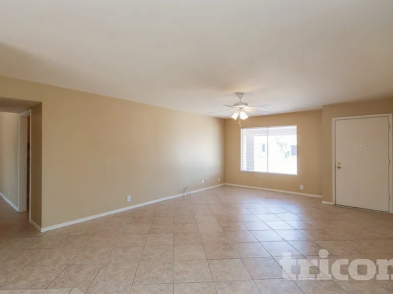 7334 W Carol Ave — Photo 5