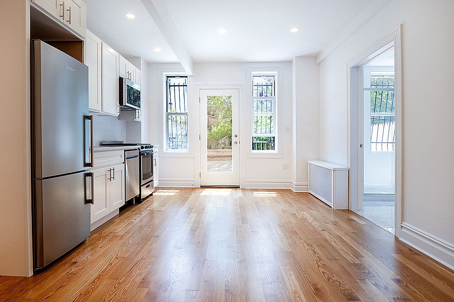 1st image of 124 W 79th St #1F