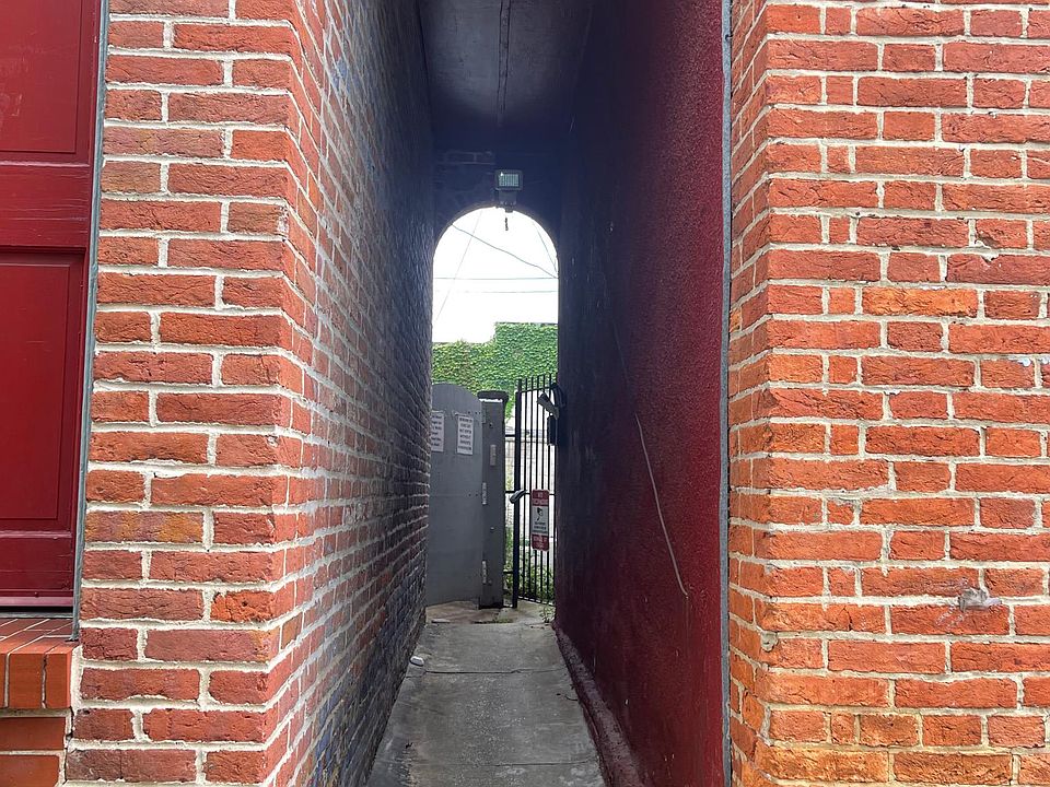 Archway, to unit