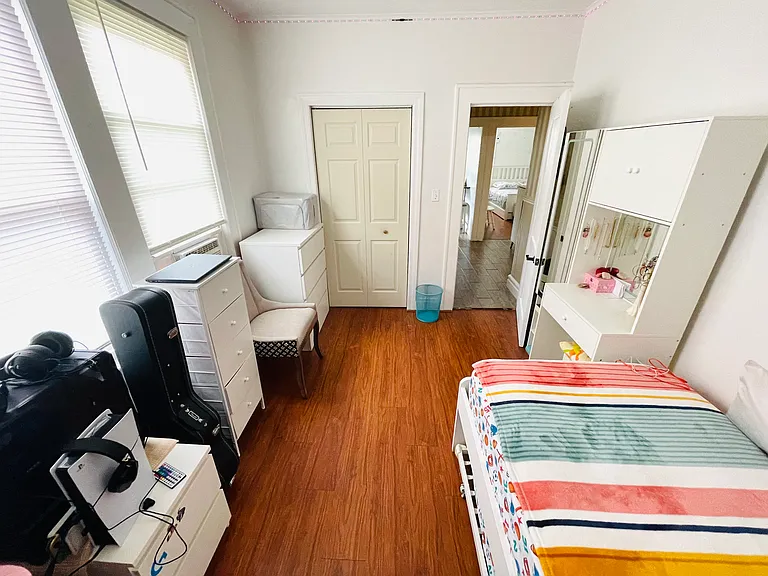 Belgrove Dr — Photo 12