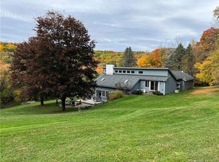 104 Geer Mountain Rd, South Kent, CT 06785