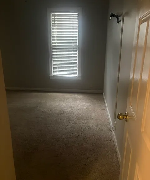 130 Matthew Ln — Photo 11