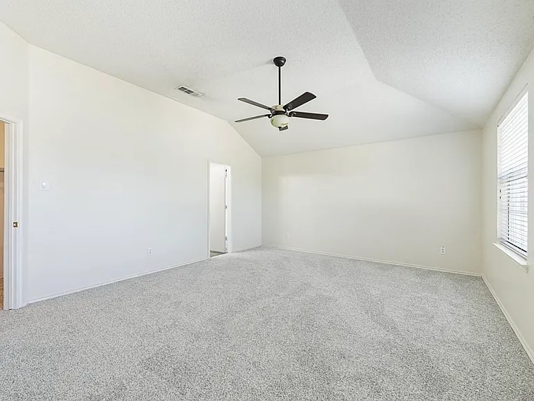 3720 Bandera Ranch Rd — Photo 22