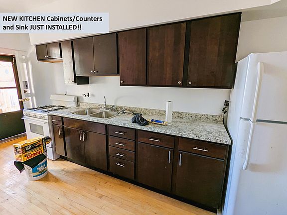 2nd image of 5300 N Kenmore Ave #1